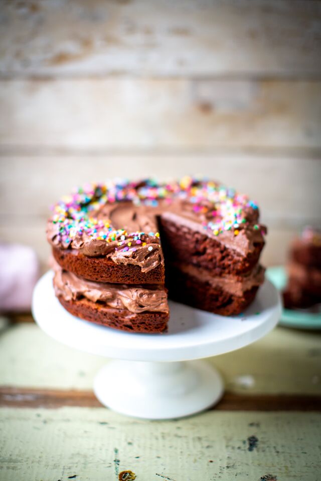 Dark Chocolate Fudge Cake | DonalSkehan.com, Moist chocolate cake with a rich frosting, how can you go wrong?