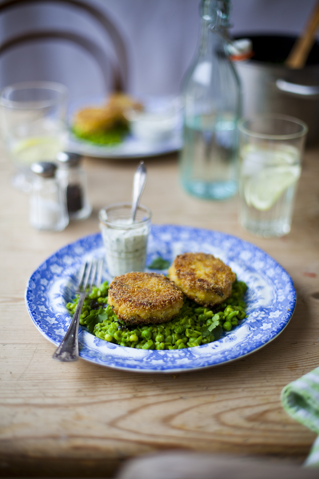 Fish Cakes Minty Peas_5