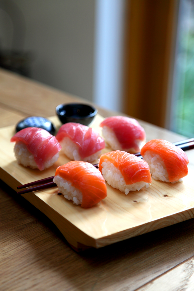 salmon and tuna sushi