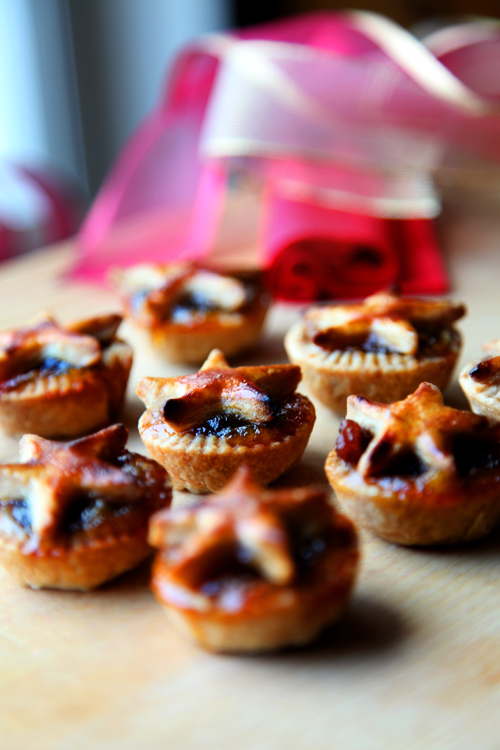 Mini Mince Pies Recipe • Curious Cuisiniere